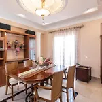 Frido Luxury Villa With Jacuzzi